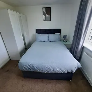 https://two-bedroom-luxury-house.brighton-hotels-england.com